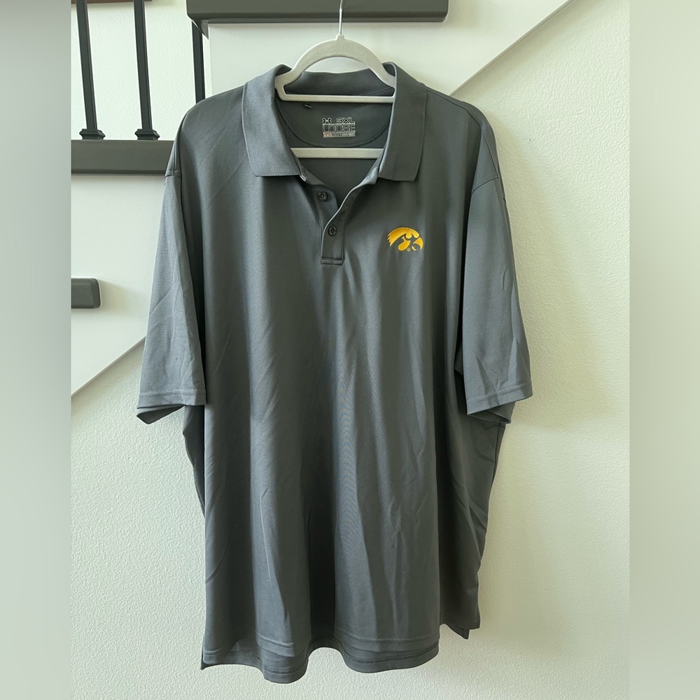 Under Armour Iowa Hawkeye Men’s Polo Gray